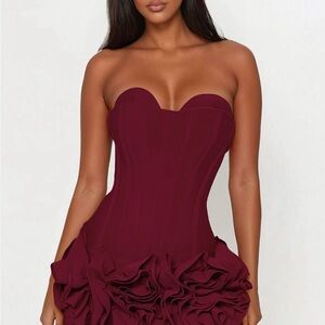 Elegant Strapless Burgundy Dress